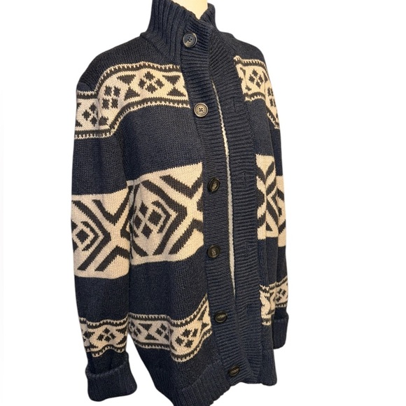 Abercrombie & Fitch Men’s Moose Cardigan Sweater - Picture 2 of 6